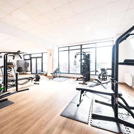 The Golden Studio - With Free Gym Bucharest Exterior photo