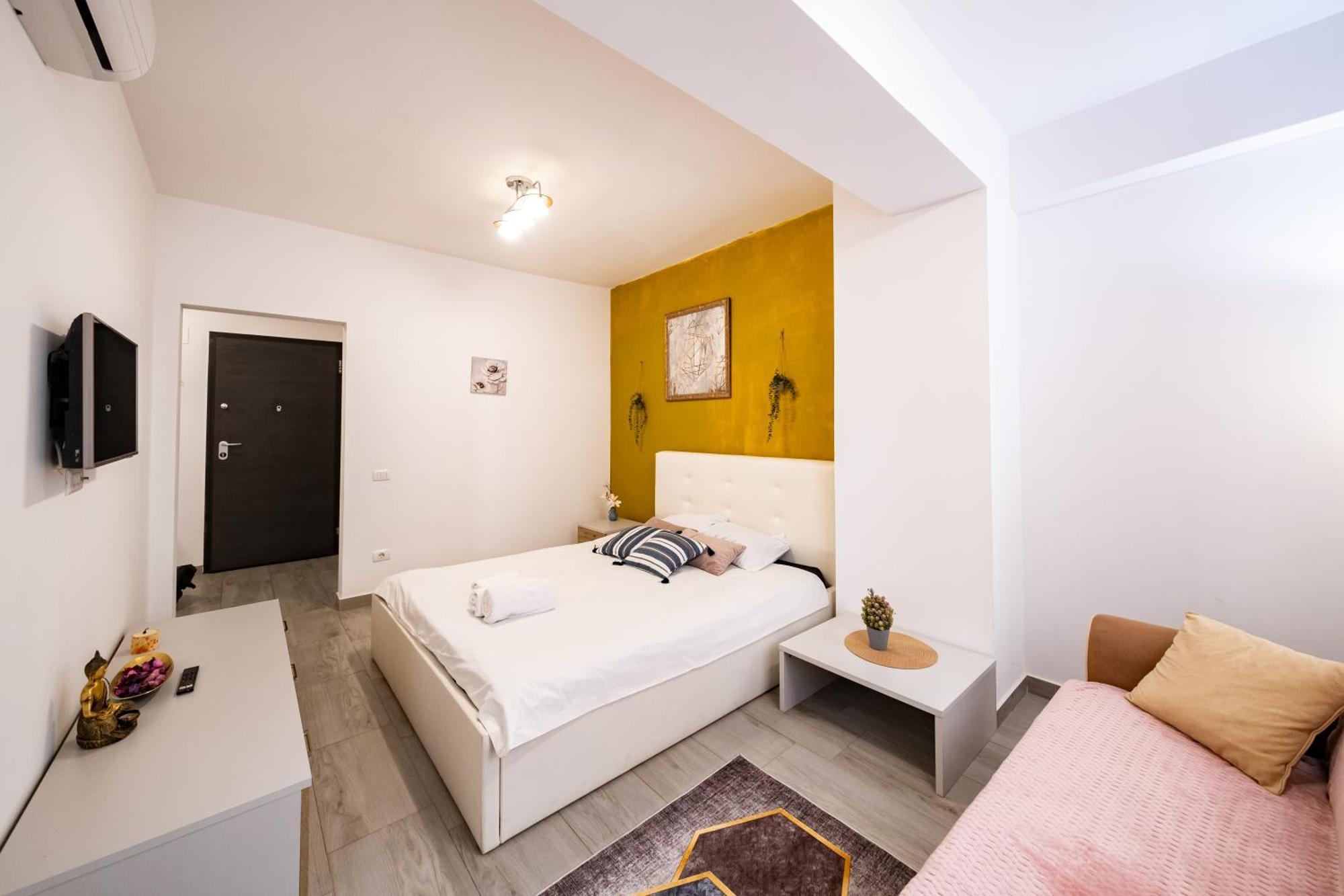 The Golden - With Free Gym Apartment